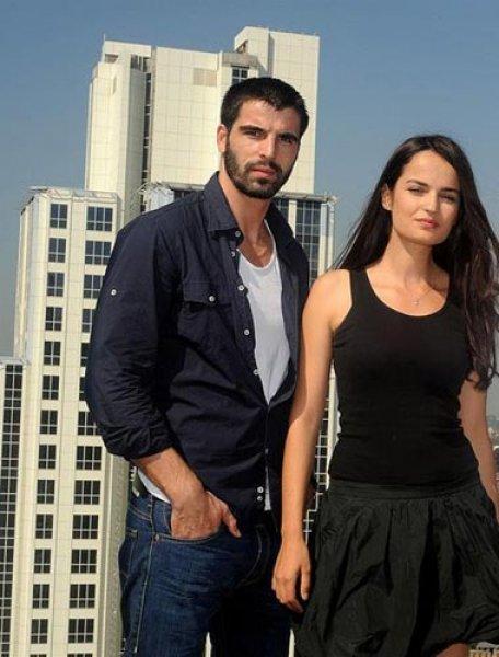 Rol aldıkları dizilerden kovulan ünlüler 