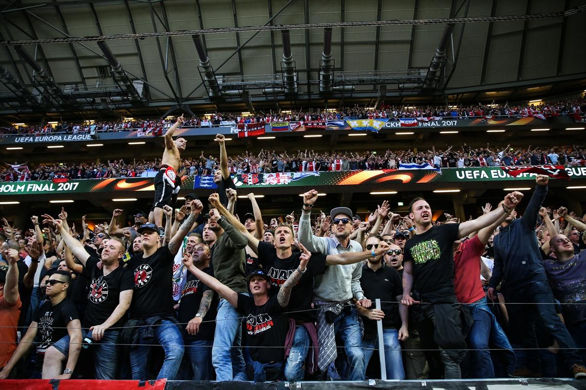 Manchester United - Ajax Avrupa Ligi finali maçından kareler