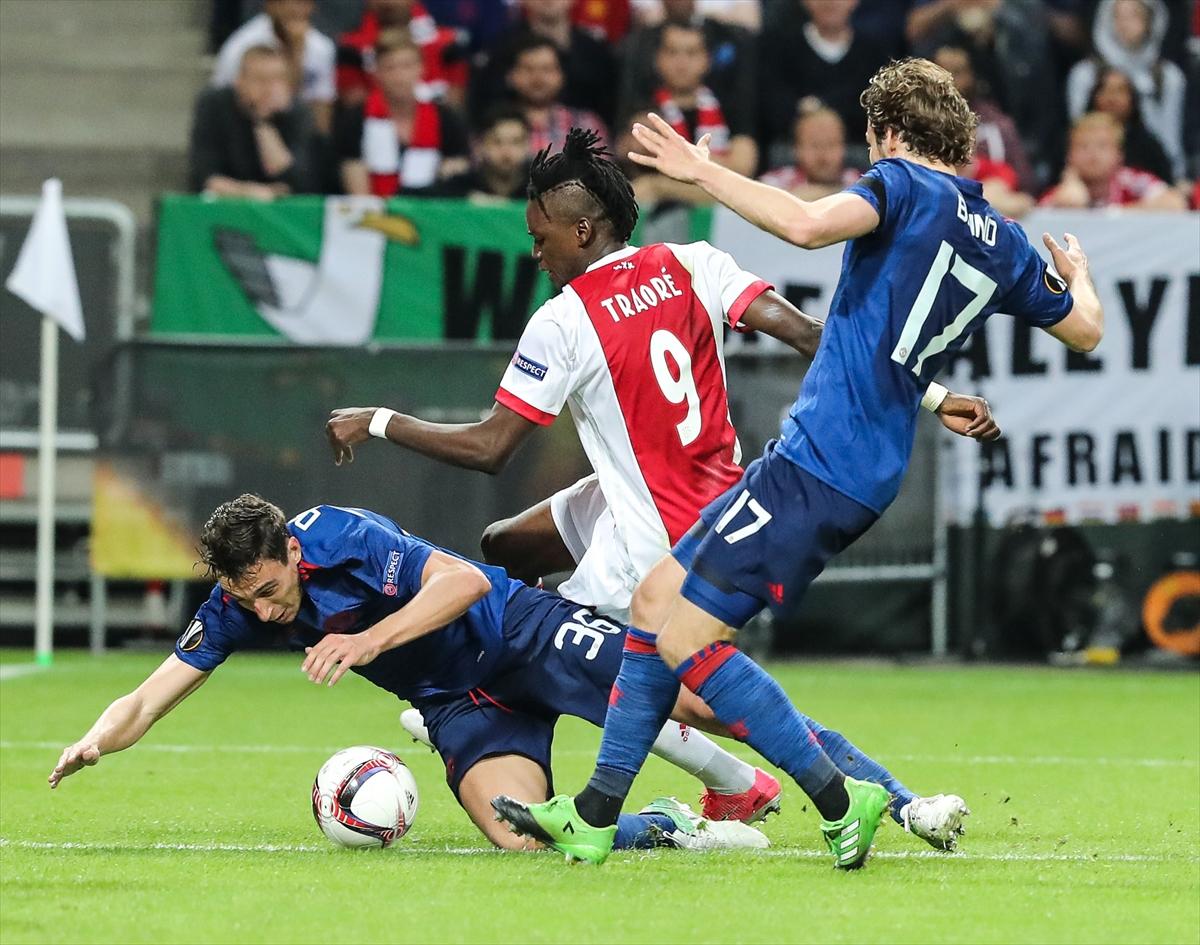 Manchester United - Ajax Avrupa Ligi finali maçından kareler