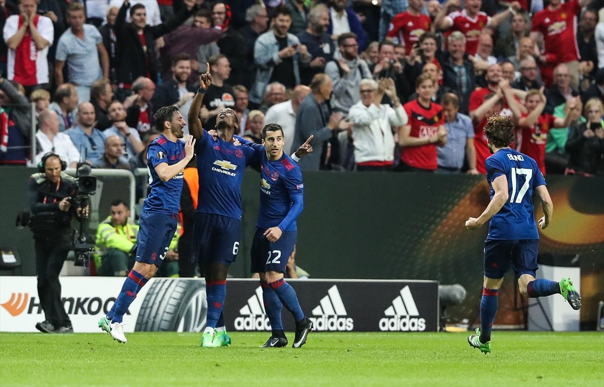 Manchester United - Ajax Avrupa Ligi finali maçından kareler