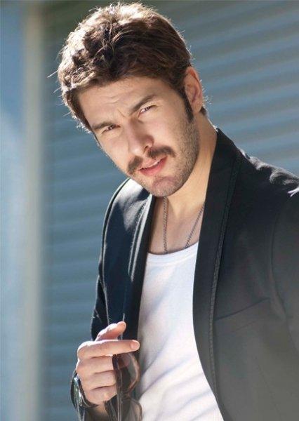 Furkan Palalı ve Demet Özdemir aşk yaşıyor