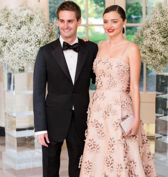 Miranda Kerr Snapchat’in kurucusuyla evlendi 