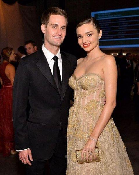 Miranda Kerr Snapchat’in kurucusuyla evlendi 
