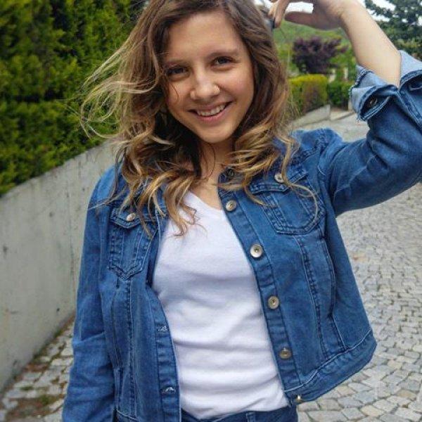 Selena dizisinin Nazlı'sı büyüdü 