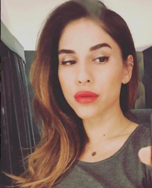 Yağmur Ünal’dan ablası Irmak Ünal'a küçük jest 