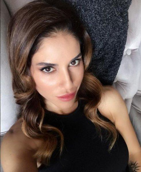 Yağmur Ünal’dan ablası Irmak Ünal'a küçük jest 