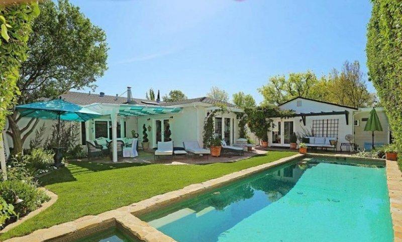 Selena Gomez 2.25 milyon dolara yeni ev aldı 