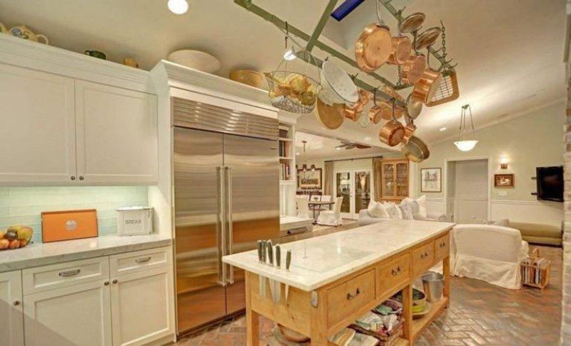 Selena Gomez 2.25 milyon dolara yeni ev aldı 