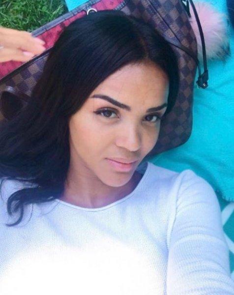 Serhat Akın'ın eşi sosyal medyayı salladı 