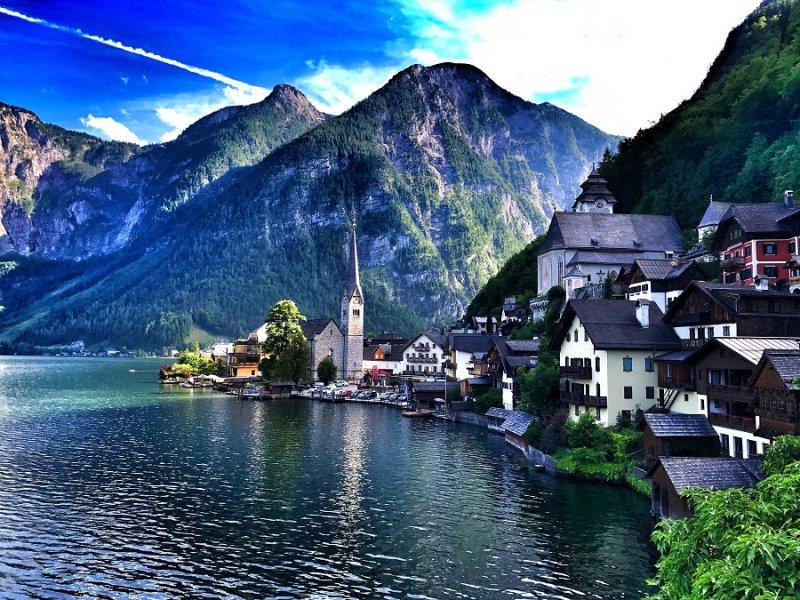 Dünyanın en güzel köyü: Hallstatt
