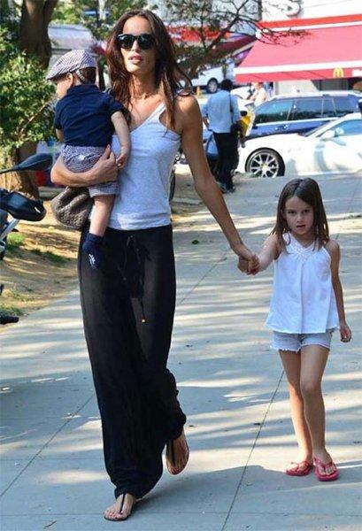 Yaşlanmayan manken Güzide Duran