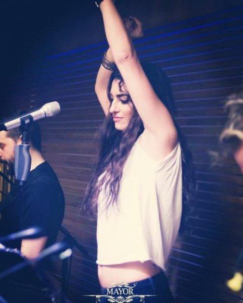 Yunan şarkıcı Natalia: Kendimi Türkiye'ye ait hissediyorum