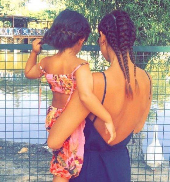 8 aylık hamile Zeynep Demirel bikini giydi