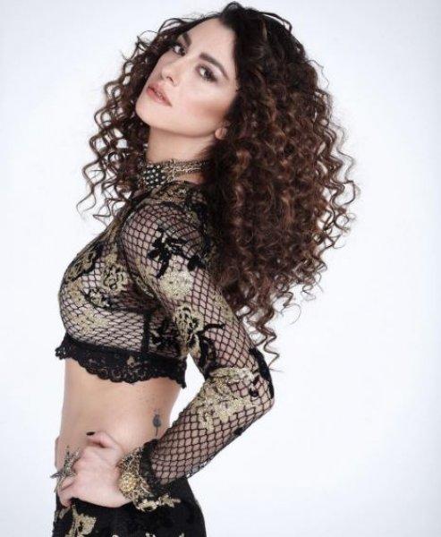 Yunan şarkıcı Natalia: Kendimi Türkiye'ye ait hissediyorum