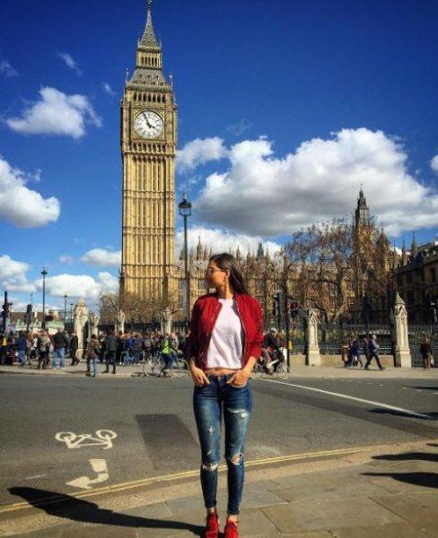 Mesut Özil ile Amine Gülşe aşkı Alman basınında