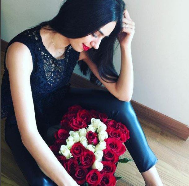 Mesut Özil ile Amine Gülşe aşkı Alman basınında