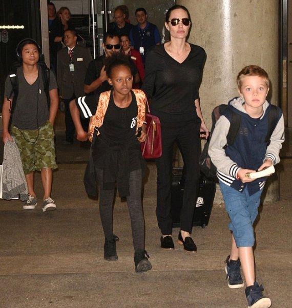 Brad Pitt ve Angelina Jolie’nin kızı cinsiyet değiştiriyor iddiası 