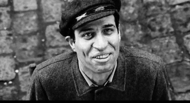 Kemal Sunal ölüm yıl dönümünde sevenleri tarafından anıldı 