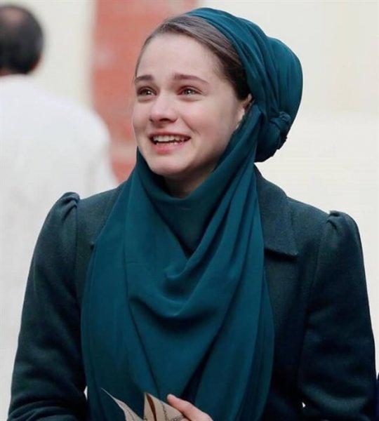 Miray Daner'in göğüsleri tartışma konusu oldu