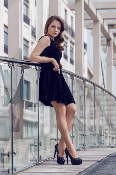 Miray Daner'in göğüsleri tartışma konusu oldu