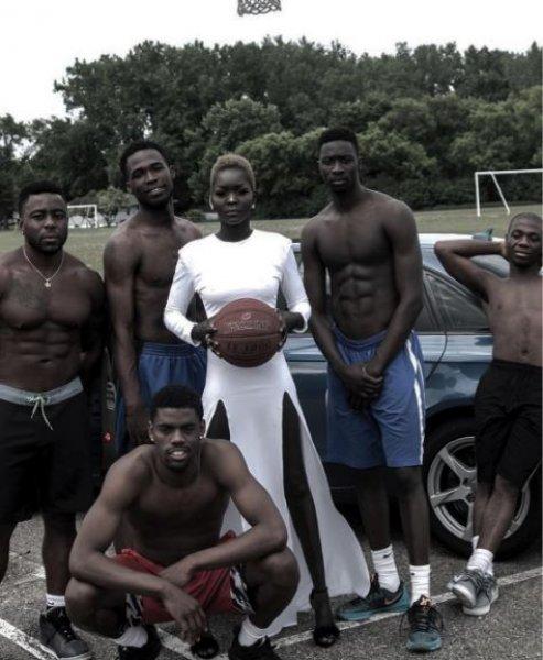 Instagram'ın sıradışı fenomeni Nyakim Gatwech