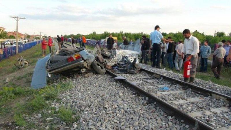 En ilginç otomobil kazaları 