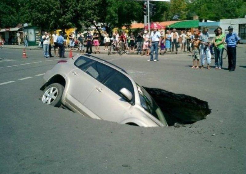 En ilginç otomobil kazaları 