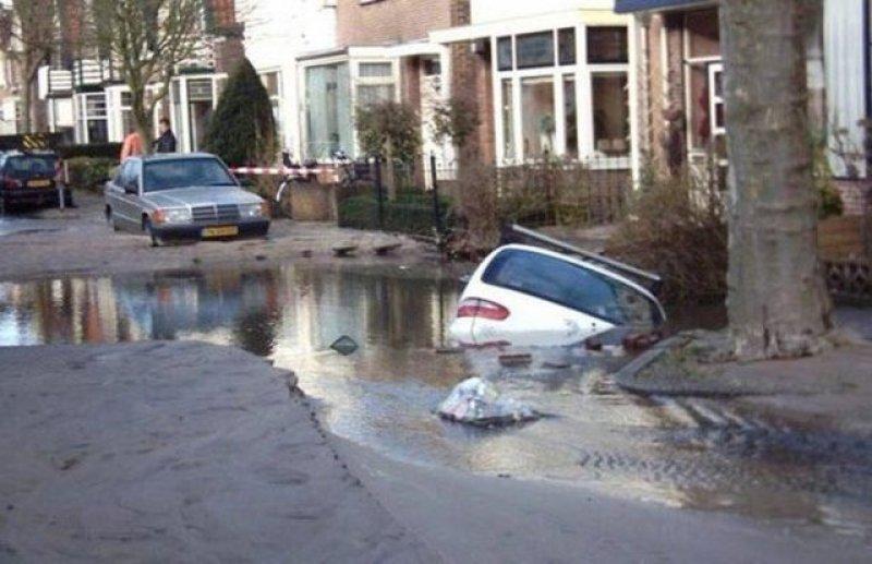 En ilginç otomobil kazaları 