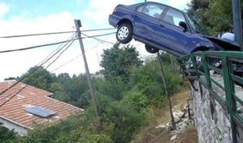 En ilginç otomobil kazaları 