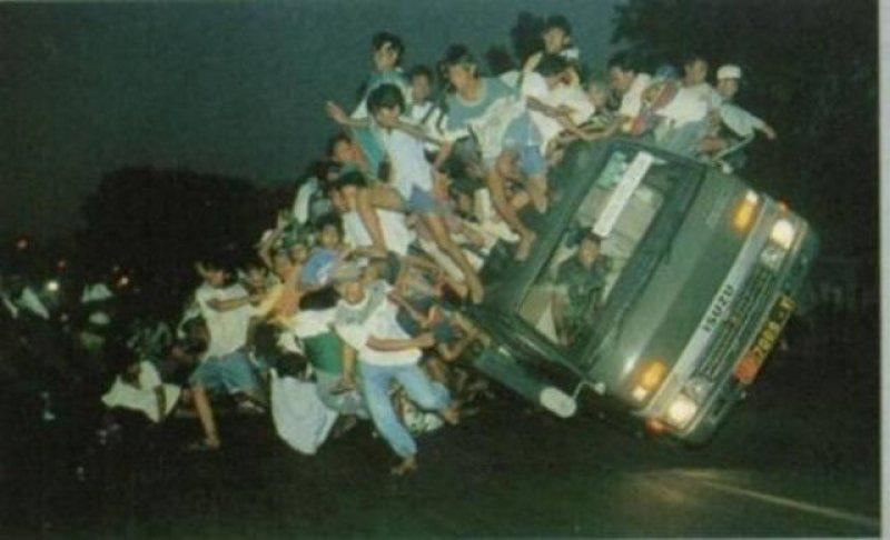 En ilginç otomobil kazaları 