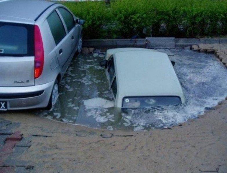 En ilginç otomobil kazaları 