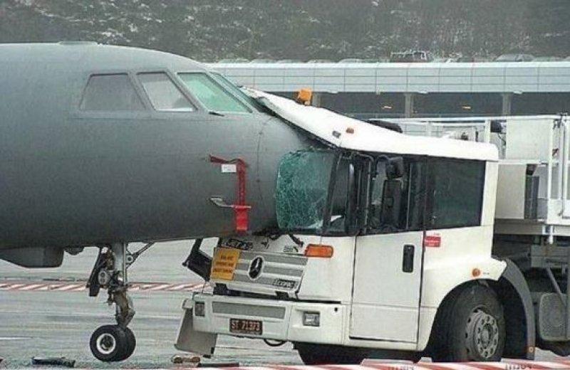 En ilginç otomobil kazaları 