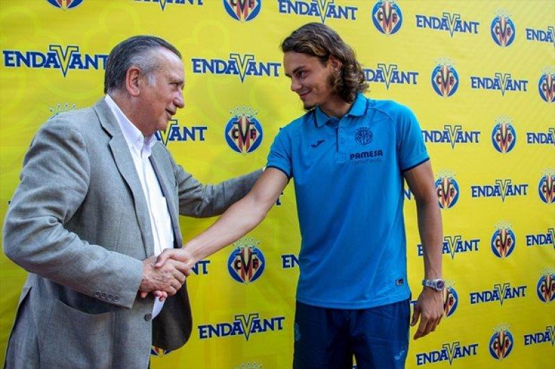 Enes Ünal için tanıtım etkinliği
