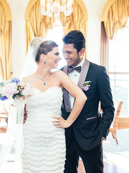 Ünlülerin beğenilen gelin saçları 