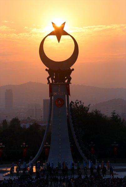 15 Temmuz Şehitler Abidesi Anıtı