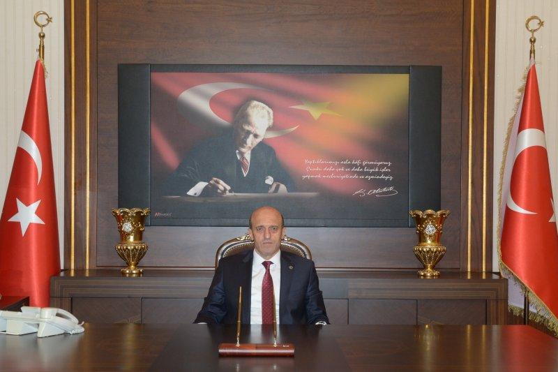 İsim isim illerin valileri