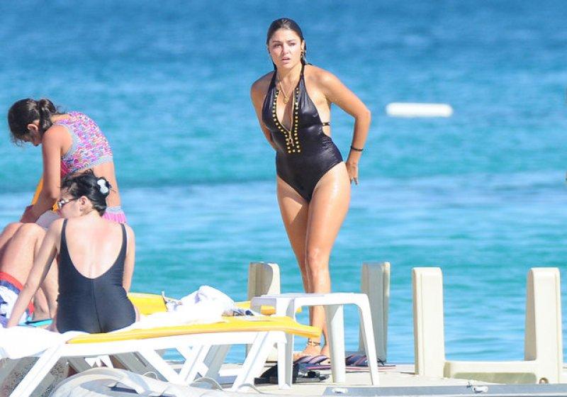 Hande Erçel'in aldığı kilolar dikkat çekti