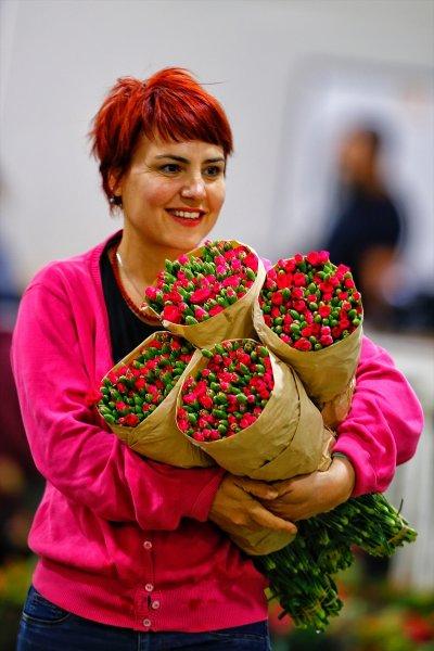 Türkiye'nin çiçek açan şehri: Antalya