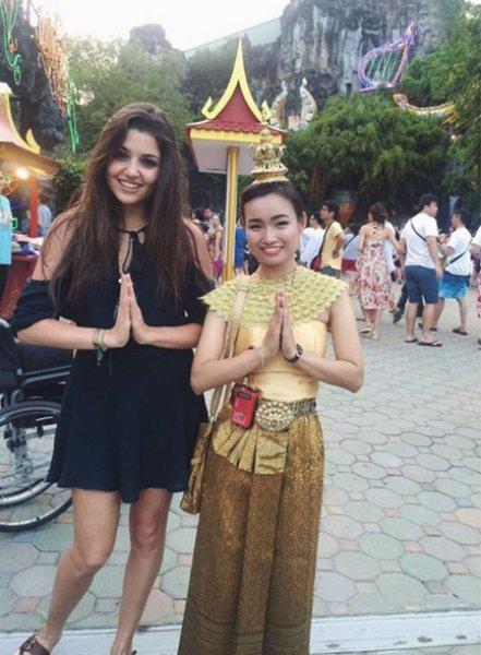 Hande Erçel'in aldığı kilolar dikkat çekti