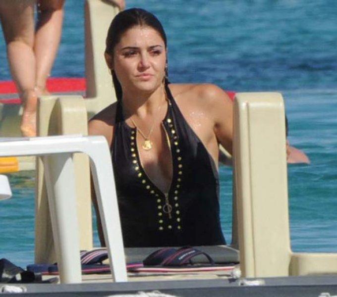 Hande Erçel'in aldığı kilolar dikkat çekti