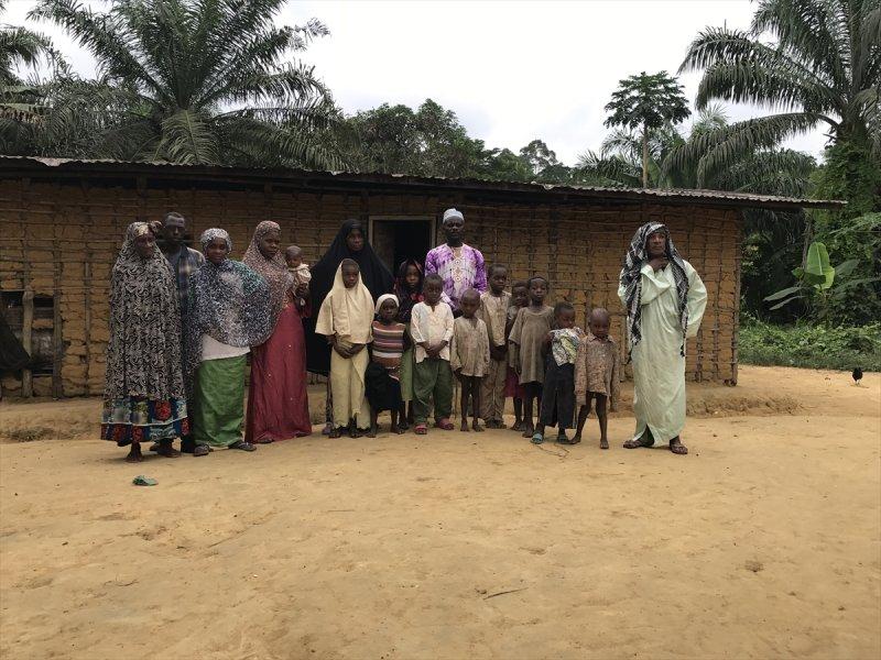 Afrika'nın 5 bin yıllık avcıları: Pigmeler