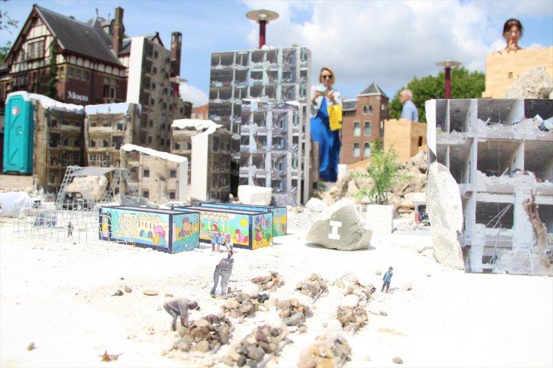 Hollanda'da Halep'i Yaşa minyatür sergisi