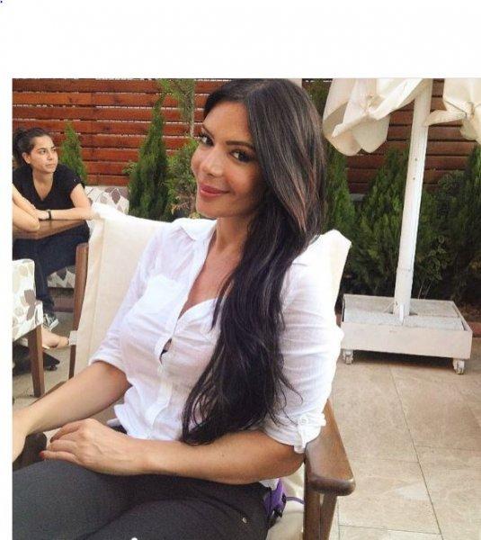 Sevda Demirel'den Hande Ataizi’ne sert gönderme 