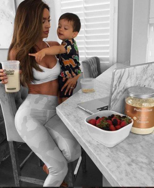 Model Sarah Stage'in hamile olduğuna hayranları inanmadı 