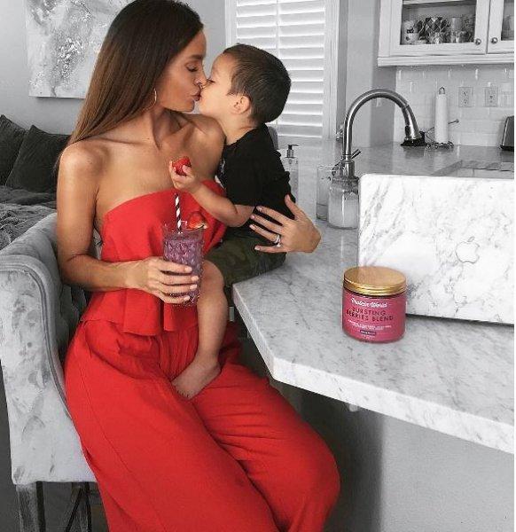 Model Sarah Stage'in hamile olduğuna hayranları inanmadı 