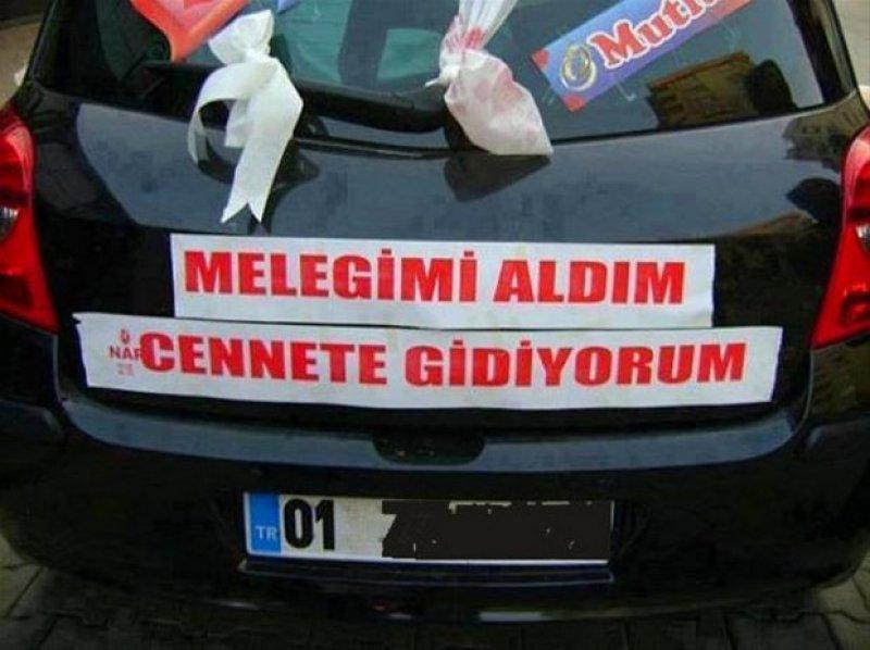 İlginç gelin arabası yazıları 