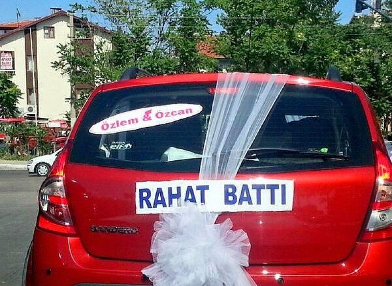 İlginç gelin arabası yazıları 