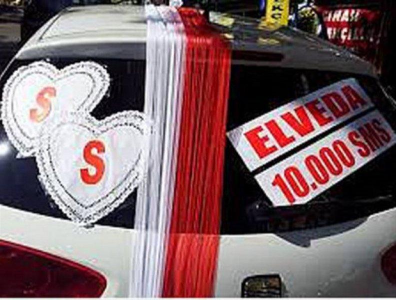 İlginç gelin arabası yazıları 