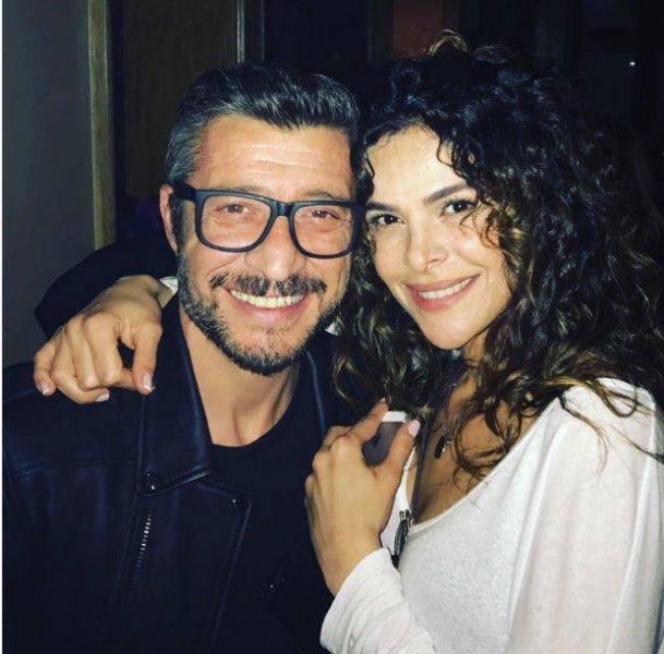 Gamze Topuz ve Tümer Metin'den cesur poz