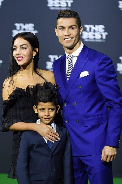 Ronaldo’nun kız arkadaşından hamilelik açıklaması